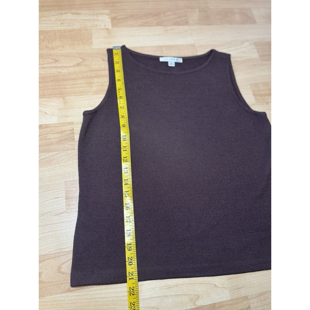 VTG . St. John Collection Women’s Classic Knit Top Size Small Brown Sleeveless - Picture 8 of 10